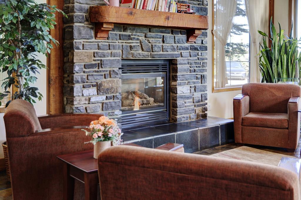 Lakeview Inns & Suites - Okotoks Esterno foto