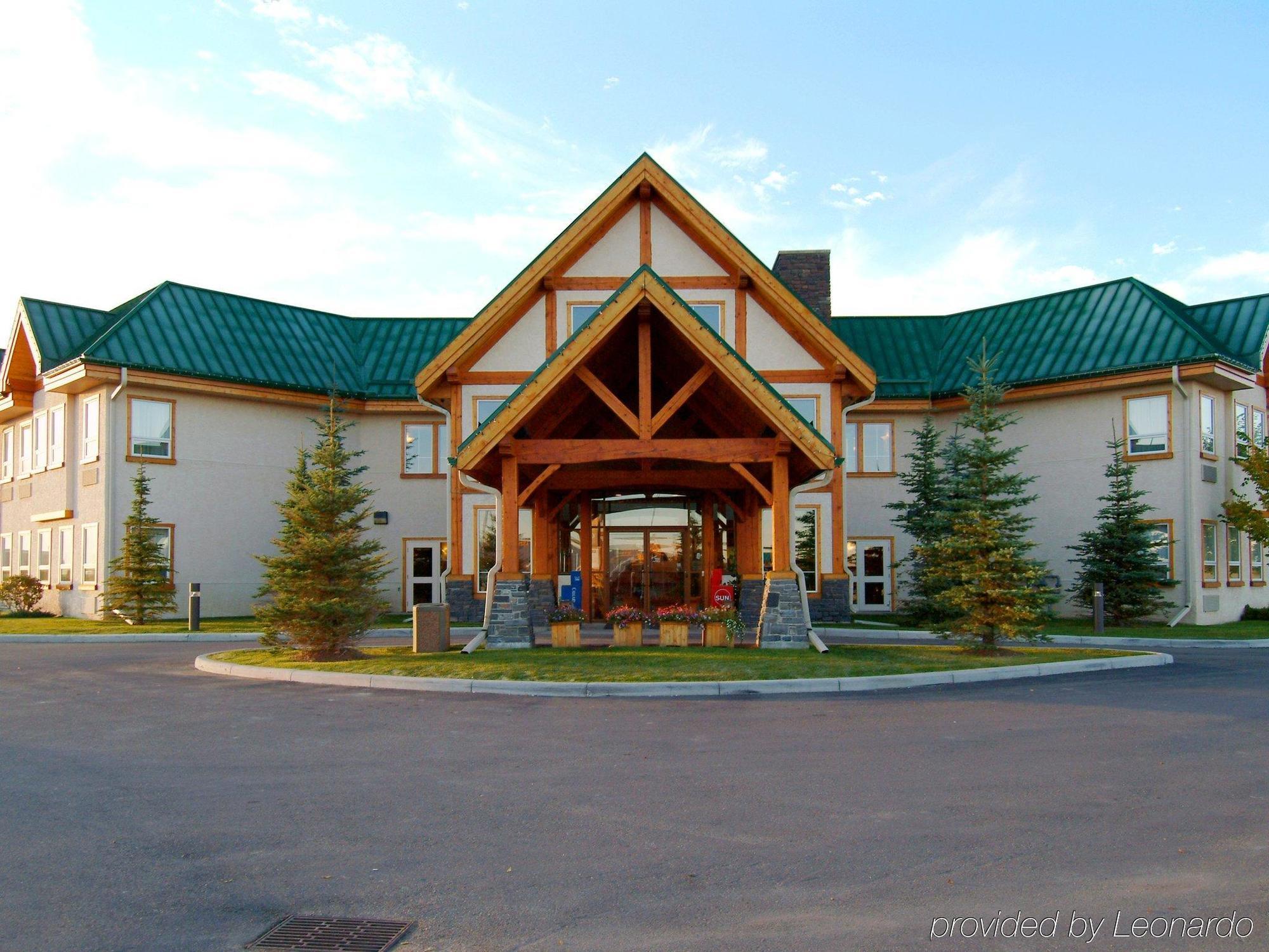Lakeview Inns & Suites - Okotoks Esterno foto